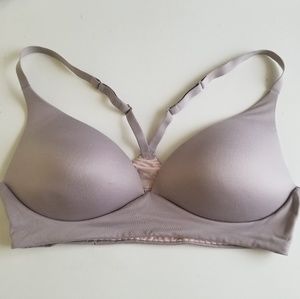 Victoria's Secret Bra Wireless Light Lined Plunge